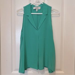 Beautiful silk collared sleeveless flowy blouse by Fifteen Twenty